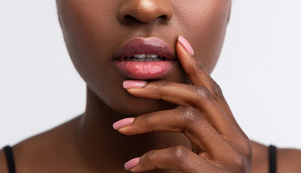 Lips in Bloom: Ozonated Oil for Soft, Regenerated Lips All Year Round