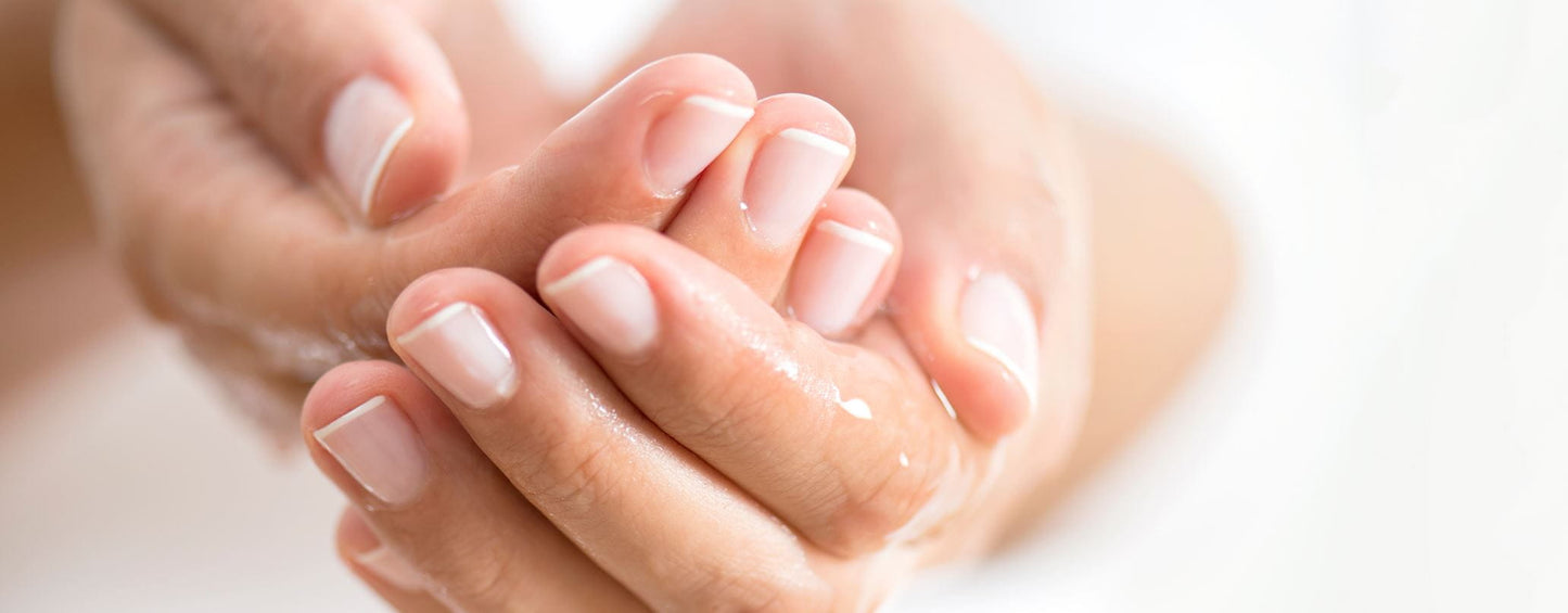 Dry Skin On The Hands – What Causes It And What Are The Best Ozonated Oils For Dry Skin ?