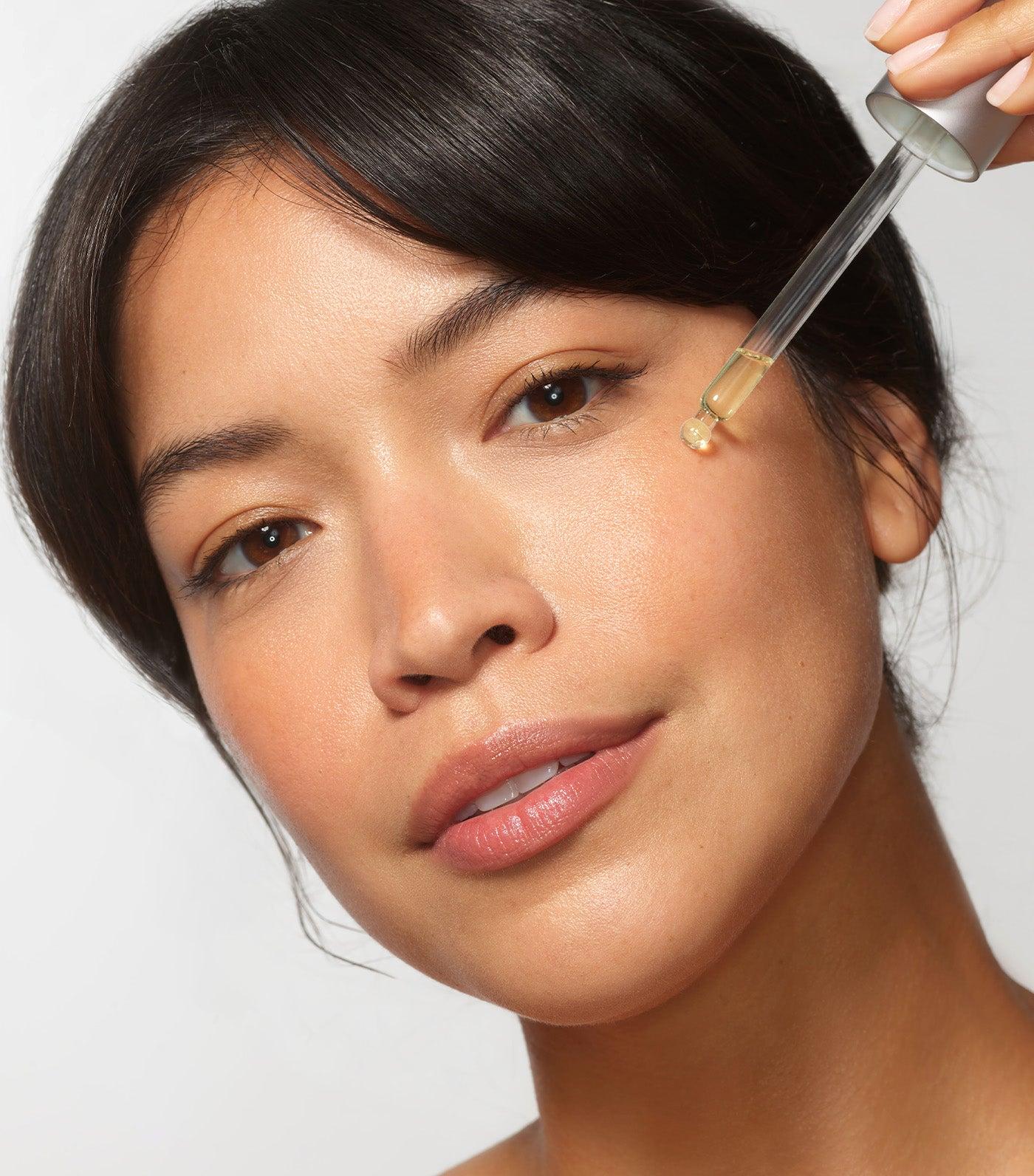 Oily Skin Still Needs Oil: Understanding the Role of Facial Oils